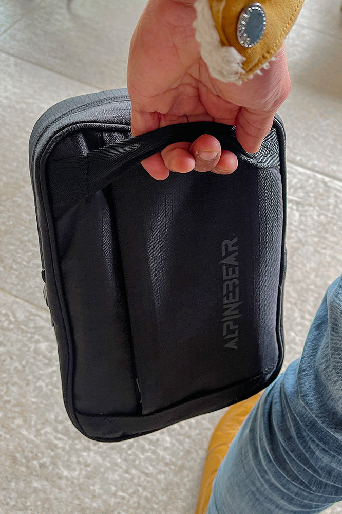 Tech Pouch Hybrid